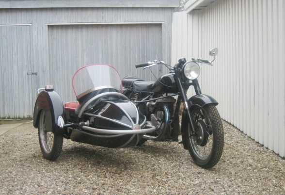 BSA M21